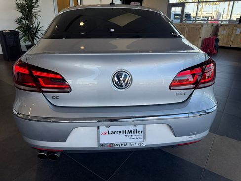 Used 2014 Volkswagen CC Sport image 25