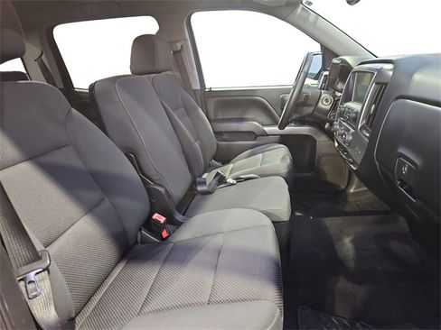 Used 2018 Chevrolet Silverado 1500 LT w/ All Star Edition image 15