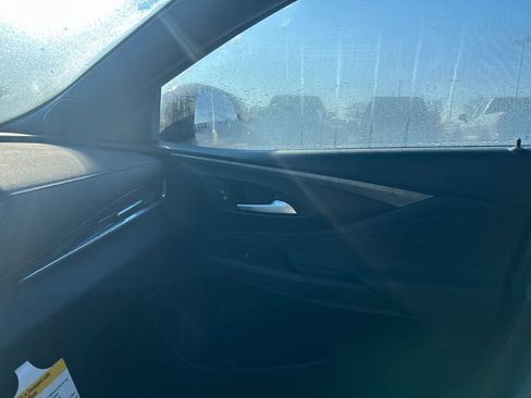 New 2026 Buick Envista Sport Touring FWD image 27
