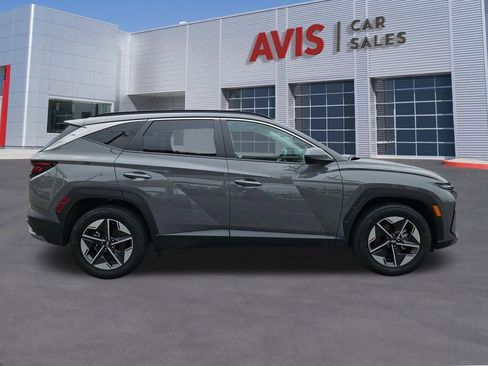Used 2025 Hyundai Tucson SEL FWD image 7