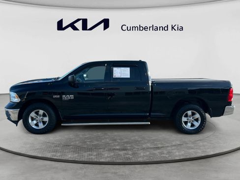 Used 2019 RAM 1500 Classic SLT RWD image 2