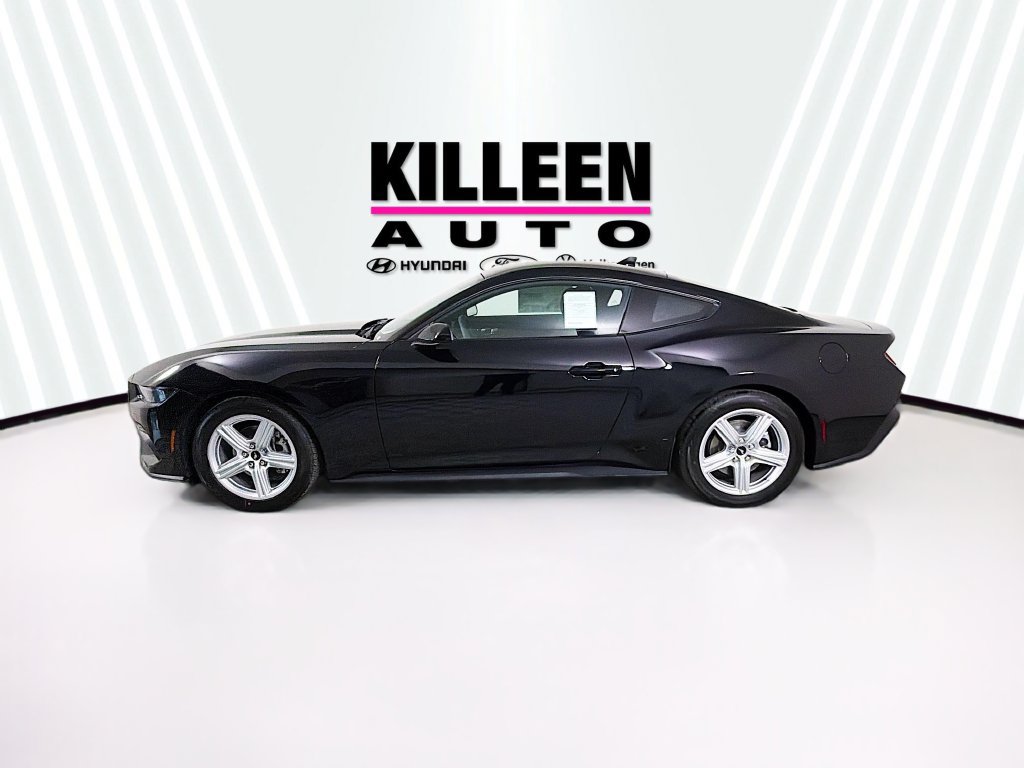 Certified 2026 Ford Mustang Coupe RWD image 4