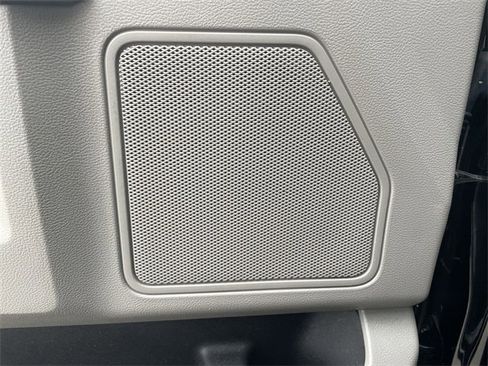 Used 2018 Ford F150 XLT w/ Equipment Group 302A Luxury image 22