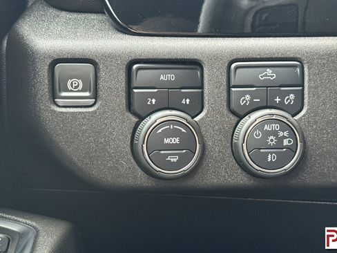 Used 2024 Chevrolet Silverado 1500 RST w/ LPO, Dark Essentials Package image 27