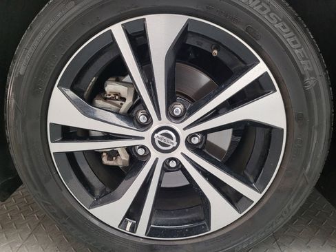 Used 2023 Nissan Sentra SV FWD image 31