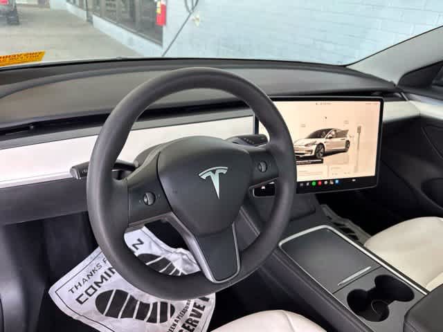 Used 2023 Tesla Model 3 Standard Range RWD image 6