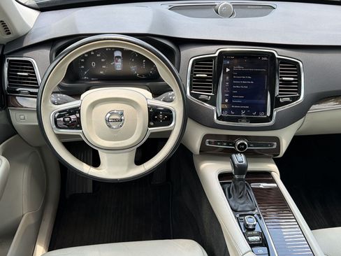 Used 2017 Volvo XC90 T6 Momentum w/ Vision Package AWD/4WD image 28