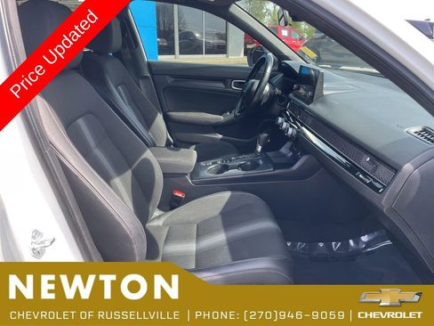 Used 2023 Honda Civic Sport image 25