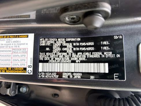 Used 2018 Toyota 4Runner Limited AWD/4WD image 33