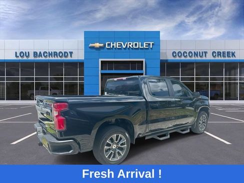 Used 2023 Chevrolet Silverado 1500 RST w/ Z71 Off-Road Package AWD/4WD image 8