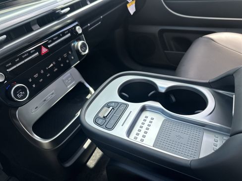 New 2026 Hyundai Ioniq 9 SEL AWD/4WD image 15