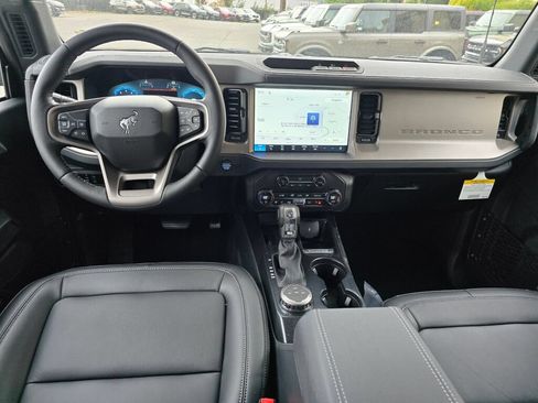 New 2026 Ford Bronco Outer Banks AWD/4WD image 16