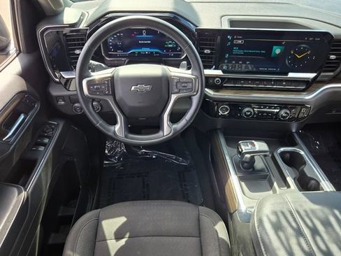 Used 2023 Chevrolet Silverado 1500 RST RWD image 13