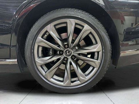 Used 2018 Lexus LS 500 F Sport w/ Accessory Package (Z1) AWD/4WD image 53
