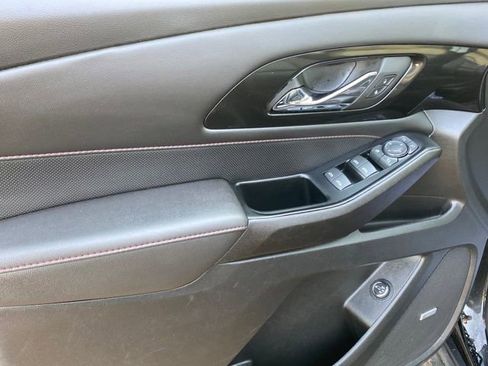 Certified 2023 Chevrolet Traverse RS w/ LPO, Floor Liner Package image 18