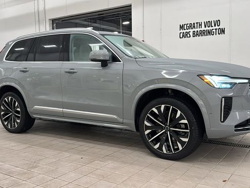 New 2026 Volvo XC90 T8 Ultra image 3