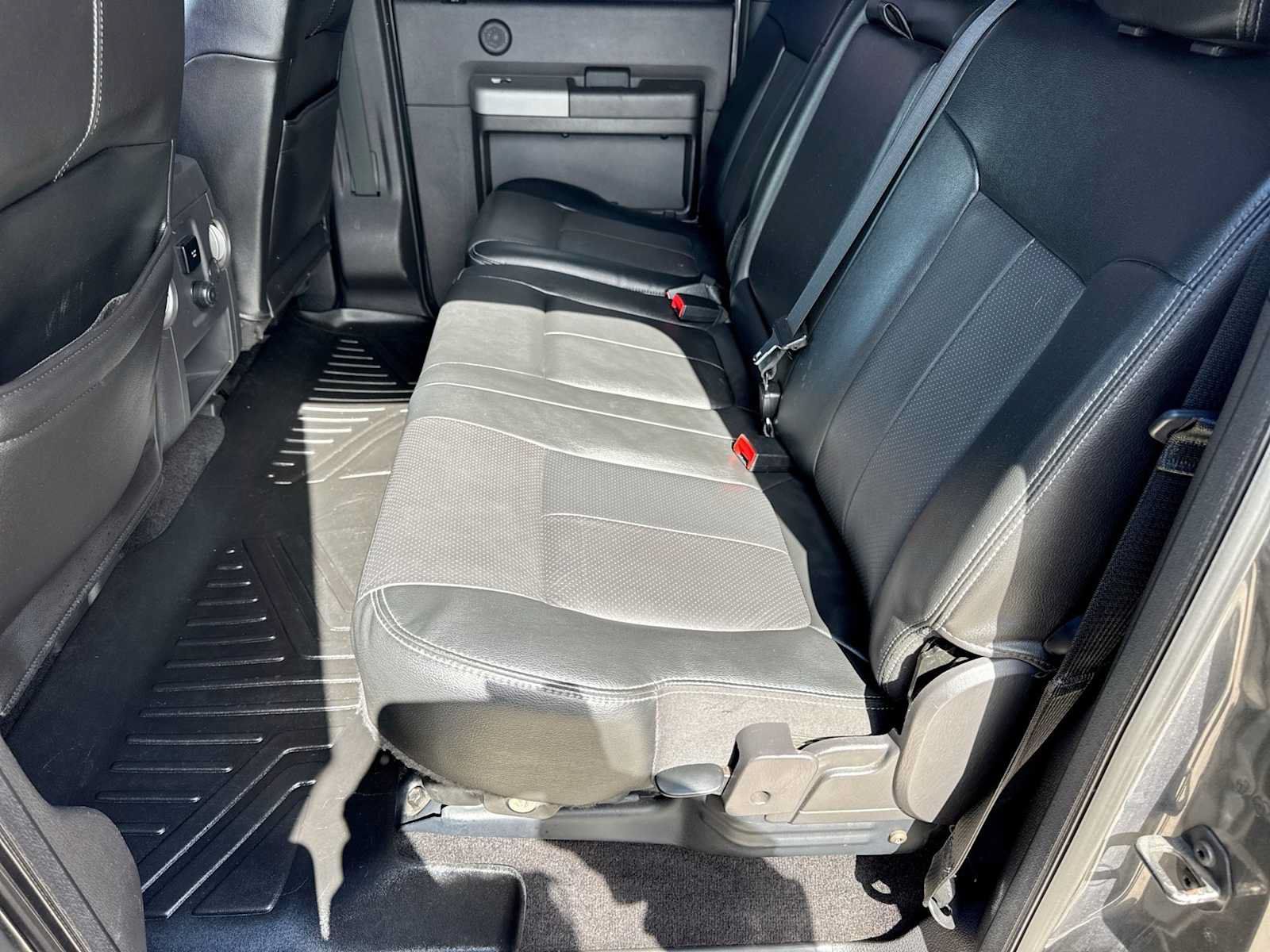 Used 2015 Ford F250 Lariat w/ Lariat Ultimate Package AWD/4WD image 19