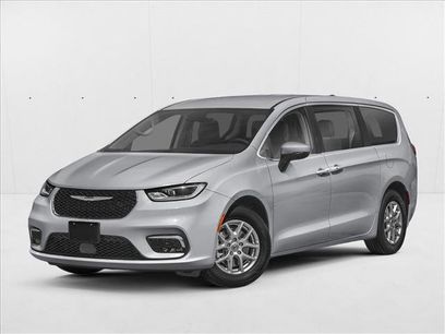 Used 2024 Chrysler Pacifica Touring-L