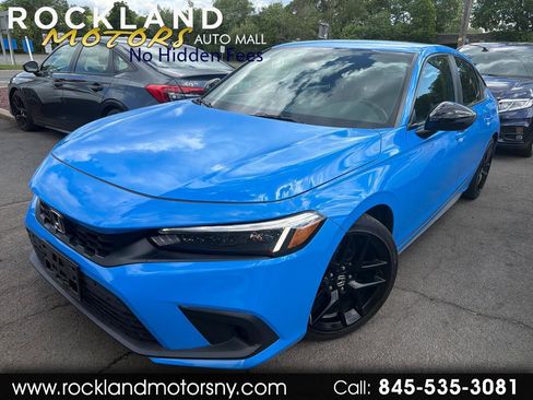 Used 2023 Honda Civic Sport image 1