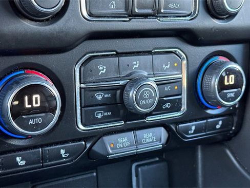 Used 2024 Chevrolet Tahoe LT image 29