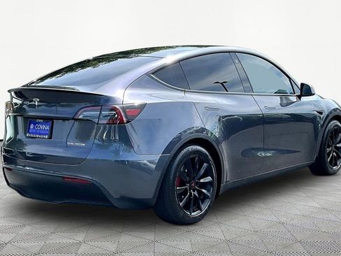 Used 2022 Tesla Model Y Performance AWD/4WD image 6