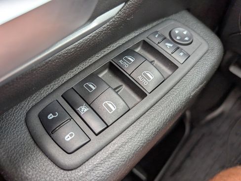 Used 2023 RAM 1500 Big Horn image 34