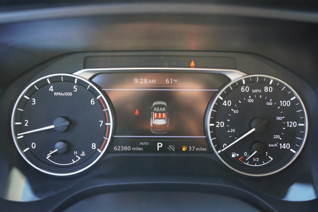 Used 2025 Nissan Rogue SV AWD/4WD image 32
