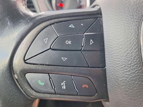 Used 2021 Dodge Challenger SXT w/ Driver Convenience Group image 12