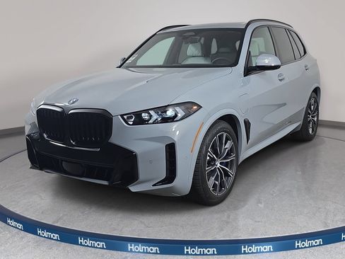 New 2026 BMW X5 xDrive50e w/ M Sport Package AWD/4WD image 1