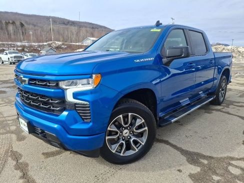 Used 2023 Chevrolet Silverado 1500 RST image 1