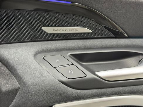 New 2025 Audi SQ5 Premium Plus image 21