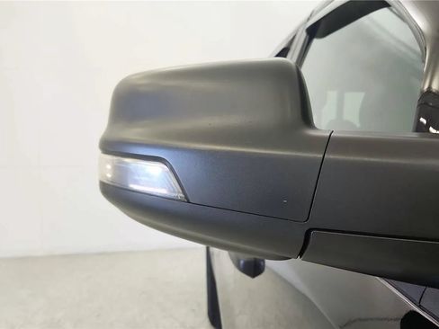 Used 2023 RAM 1500 Big Horn AWD/4WD image 18