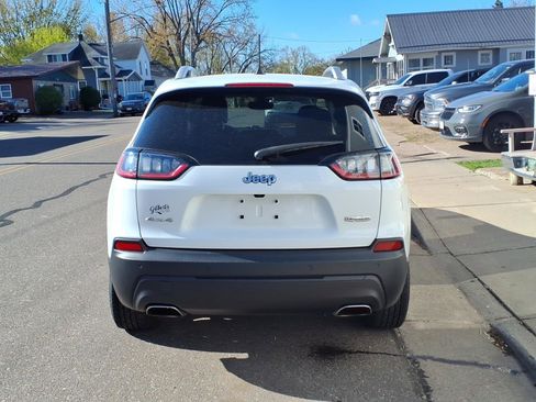 Used 2021 Jeep Cherokee Latitude Lux w/ Mopar Interior Package AWD/4WD image 7