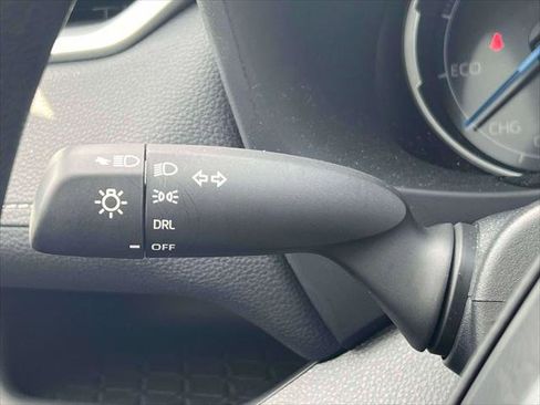 Certified 2025 Toyota RAV4 LE image 23