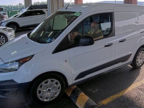 Used 2016 Ford Transit Connect XL FWD image 3