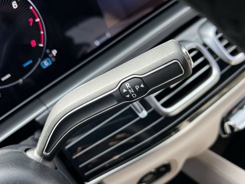 New 2026 Mercedes-Benz GLE 580 4MATIC image 27