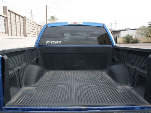 Used 2010 Ford F150 XLT image 6