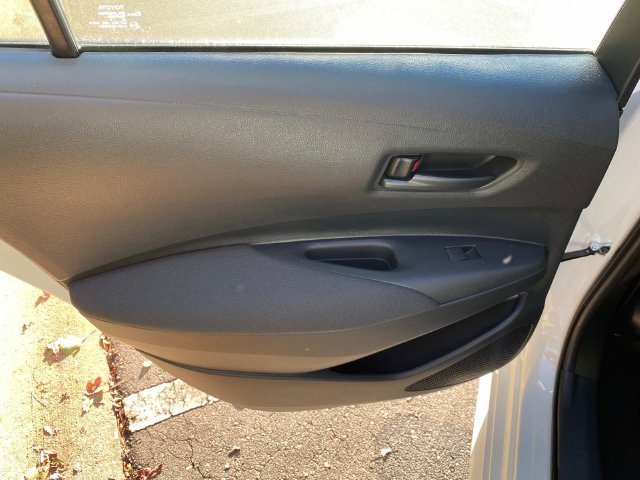 Used 2023 Toyota Corolla LE FWD image 10