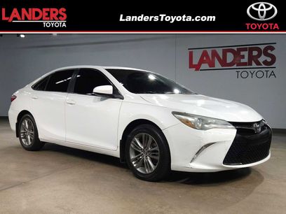 Used 2015 Toyota Camry SE w/ Moonroof Package
