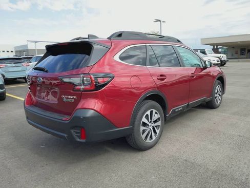 Certified 2022 Subaru Outback Premium AWD/4WD image 8