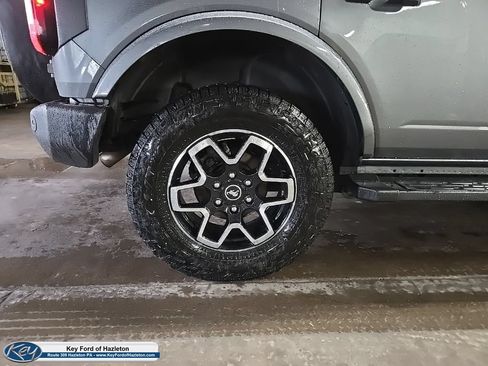 Used 2022 Ford Bronco Outer Banks AWD/4WD image 14