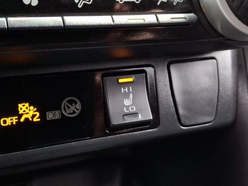 Used 2023 Toyota RAV4 SE w/ Weather & Moonroof Package AWD/4WD image 24