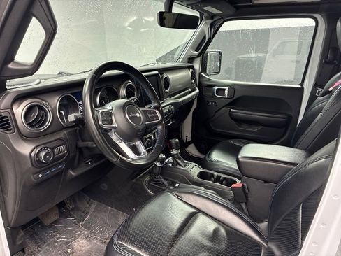Used 2021 Jeep Wrangler Unlimited Rubicon 4xe AWD/4WD image 5