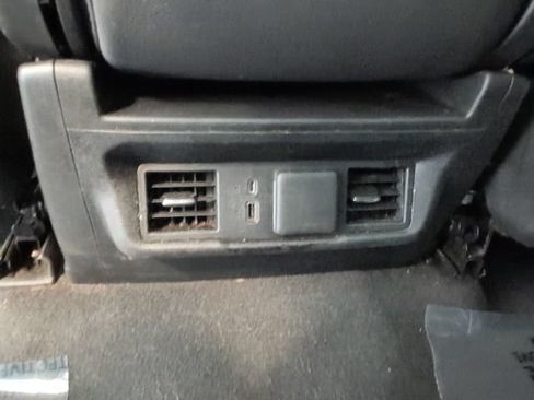 Certified 2022 Chevrolet Silverado 1500 LT AWD/4WD image 29