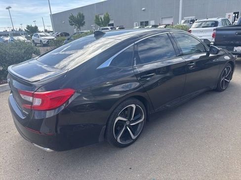 Used 2020 Honda Accord Sport image 4