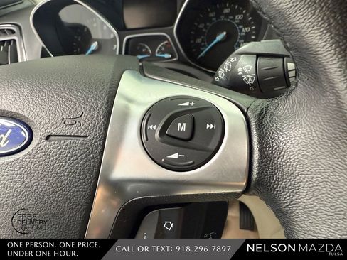 Used 2014 Ford Escape Titanium w/ Equipment Group 401A FWD image 24
