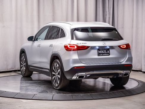 Certified 2022 Mercedes-Benz GLA 250 image 2