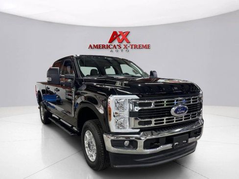 Used 2025 Ford F250 XLT image 9