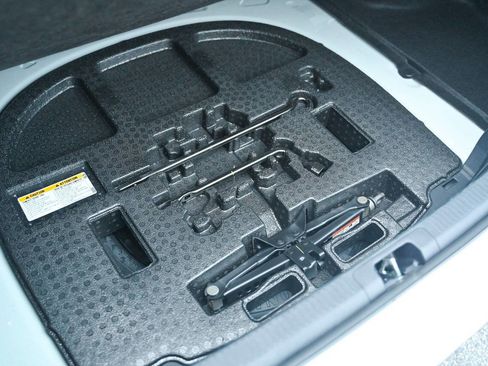 Used 2023 Toyota Camry XSE image 50