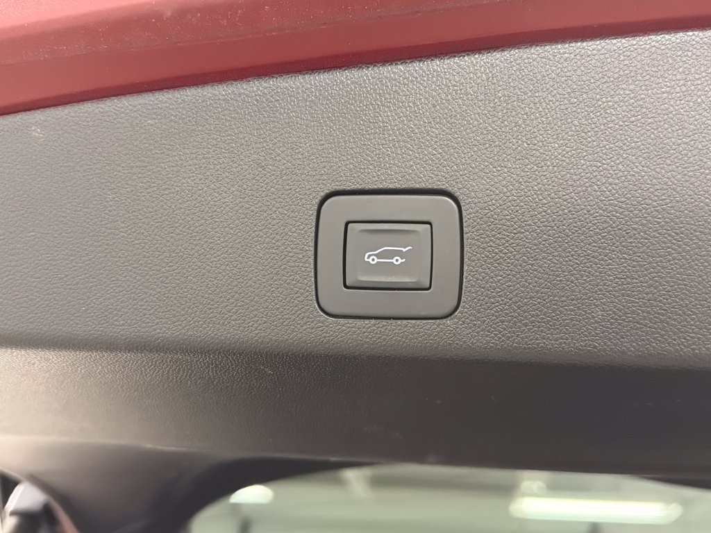 Used 2023 Buick Encore GX Select FWD image 17